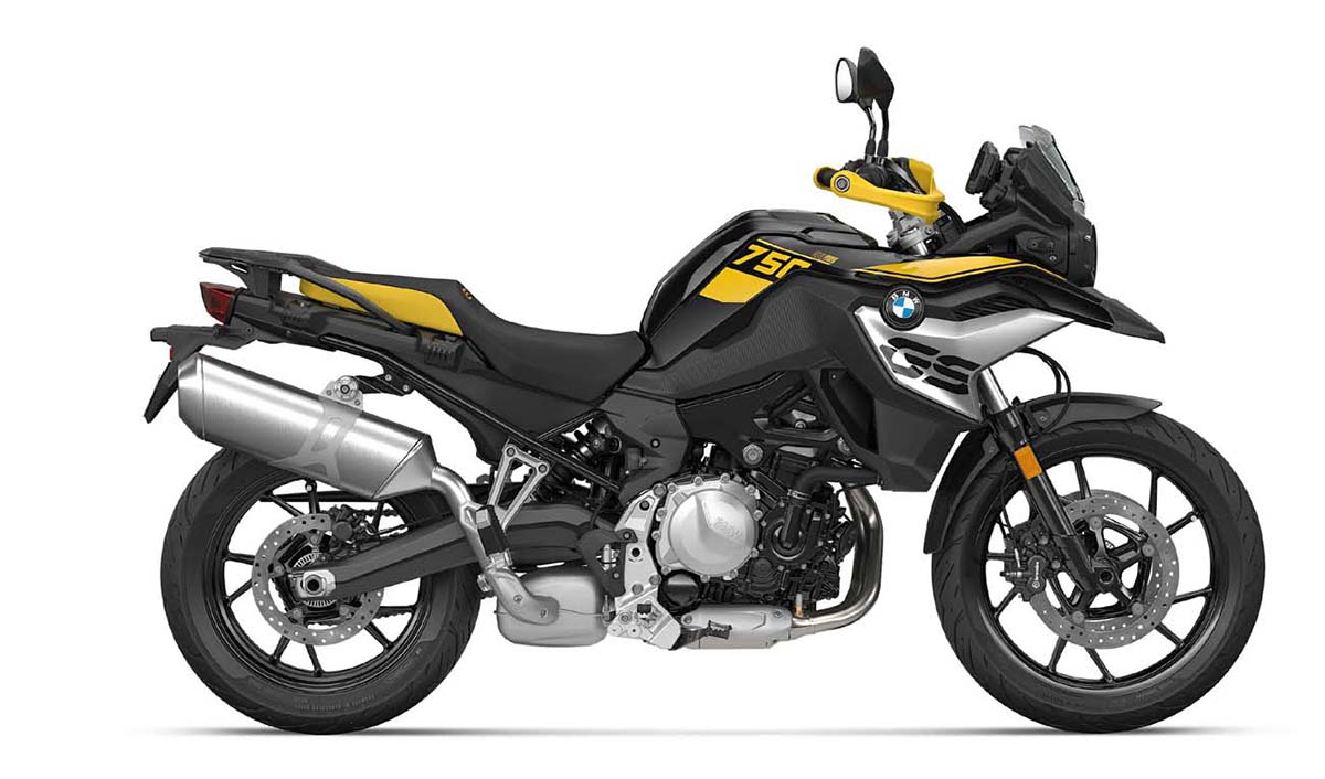 Et billede, der indeholder motorcykel, parkeret, udendørs, kantsten
Automatisk genereret beskrivelse