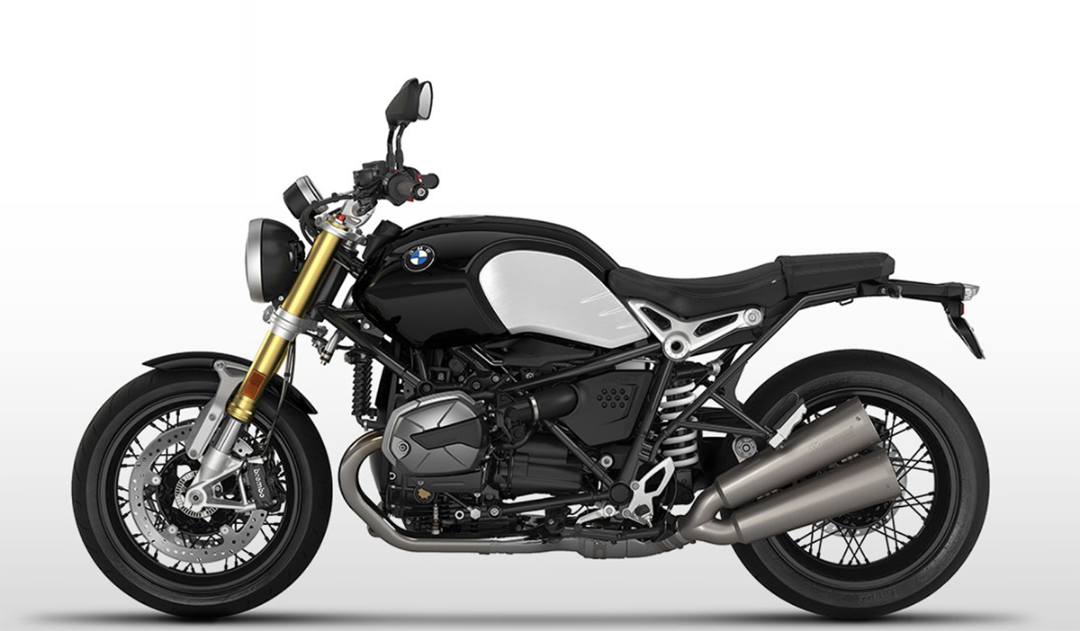 Et billede, der indeholder motorcykel, udendørs, parkeret, sort
Automatisk genereret beskrivelse