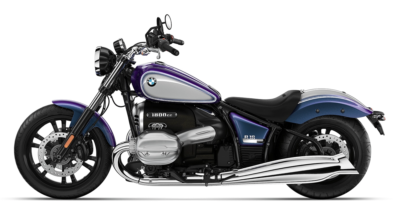 Et billede, der indeholder motorcykel, parkeret, udendørs, scooter
Automatisk genereret beskrivelse