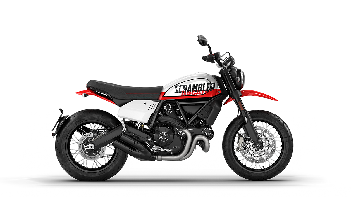 Et billede, der indeholder motorcykel, udendørs, parkeret, sort
Automatisk genereret beskrivelse