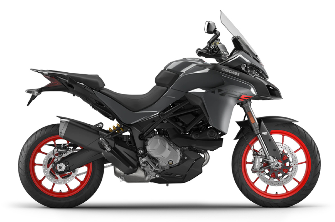 Et billede, der indeholder motorcykel, udendørs, parkeret
Automatisk genereret beskrivelse