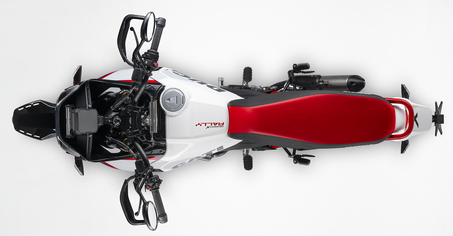 Et billede, der indeholder rød, landbrugsmaskine
Automatisk genereret beskrivelse med mellem tillid