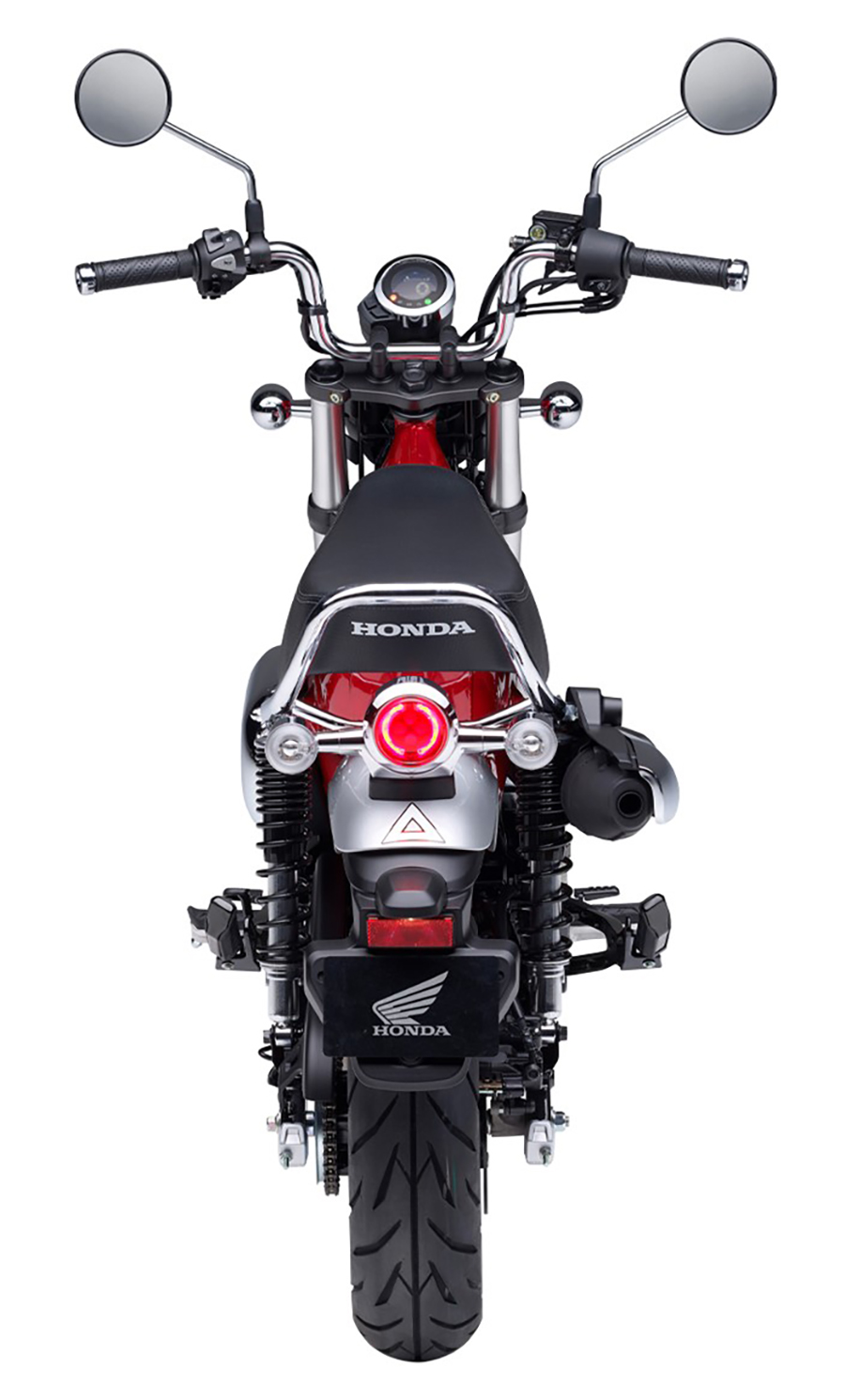 Et billede, der indeholder k�ret�j, d�k, Bildel, hjul

Automatisk genereret beskrivelse