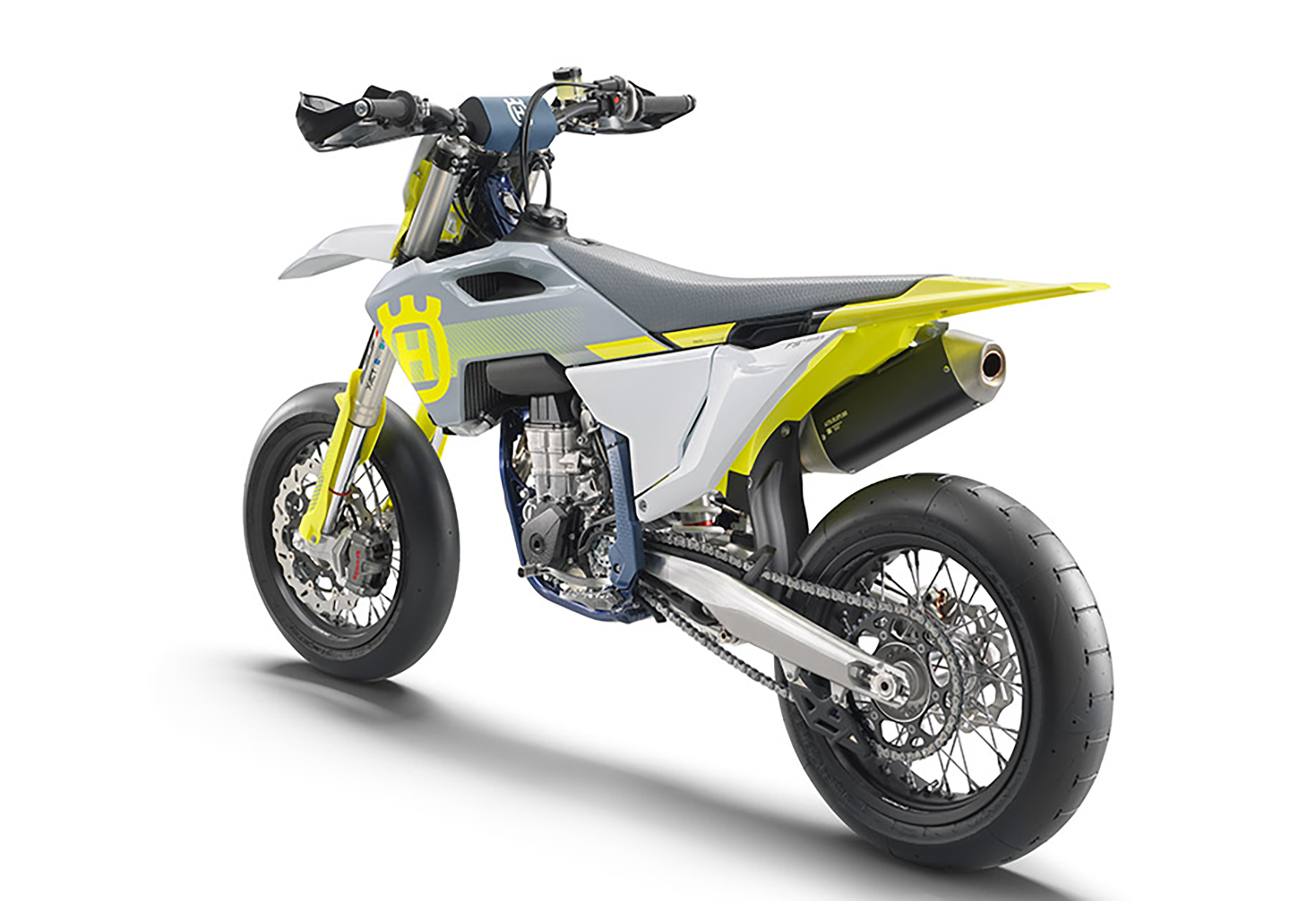 Et billede, der indeholder d�k, hjul, k�ret�j, Landk�ret�j

Automatisk genereret beskrivelse