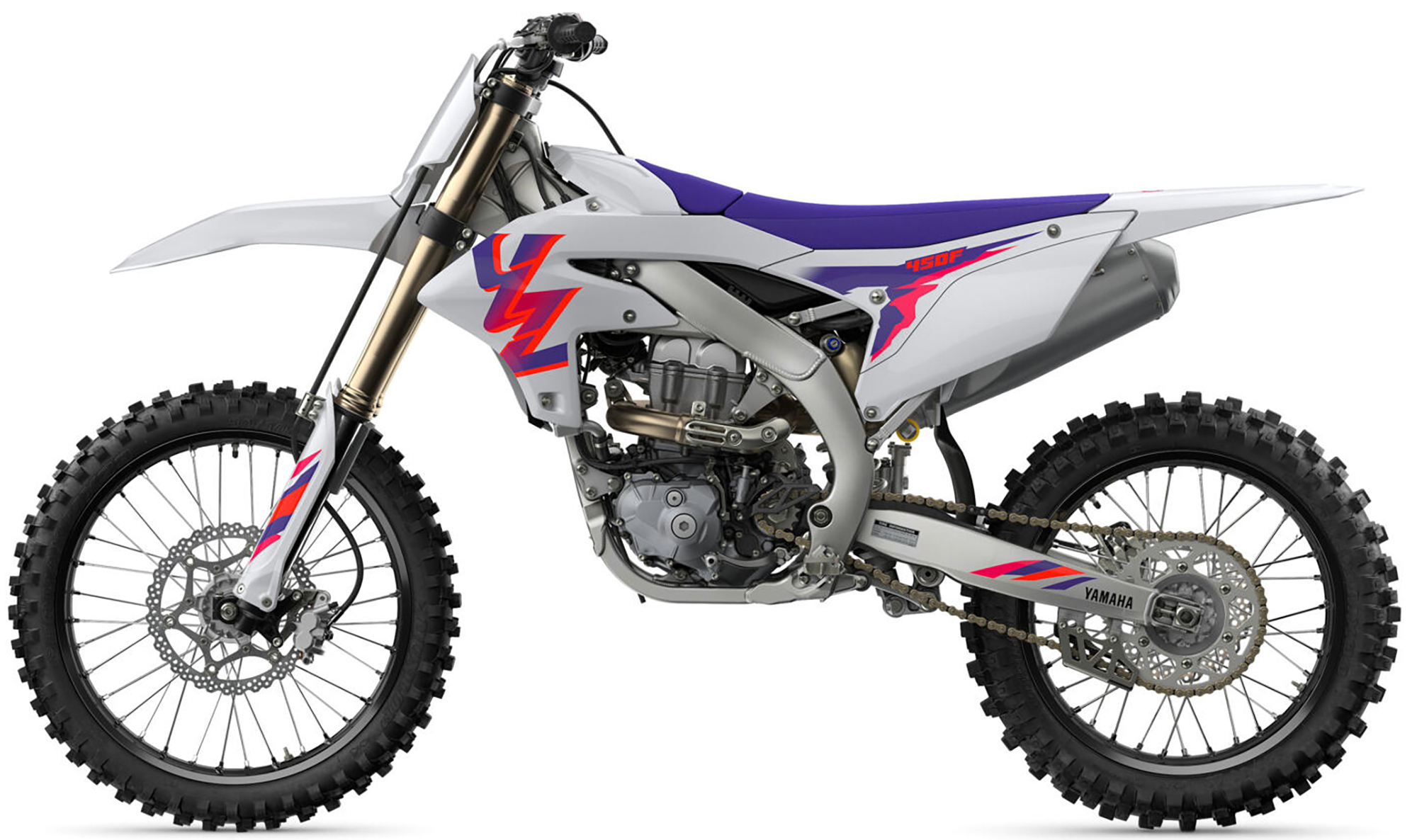 Et billede, der indeholder hjul, dæk, motorcykel, køretøj
Automatisk genereret beskrivelse