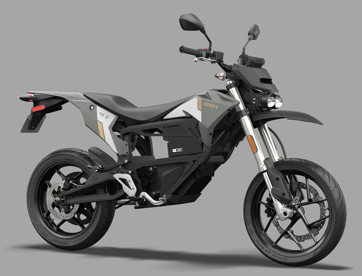 Et billede, der indeholder motorcykel, udend�rs, parkeret

Automatisk genereret beskrivelse