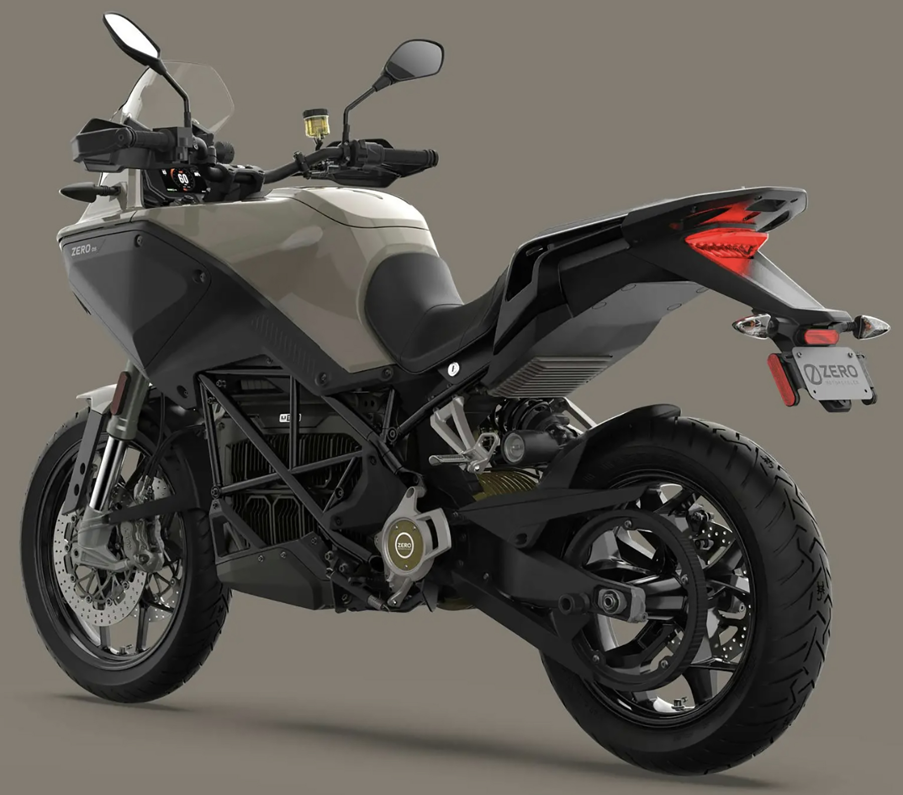 Et billede, der indeholder d�k, hjul, k�ret�j, Landk�ret�j

Automatisk genereret beskrivelse