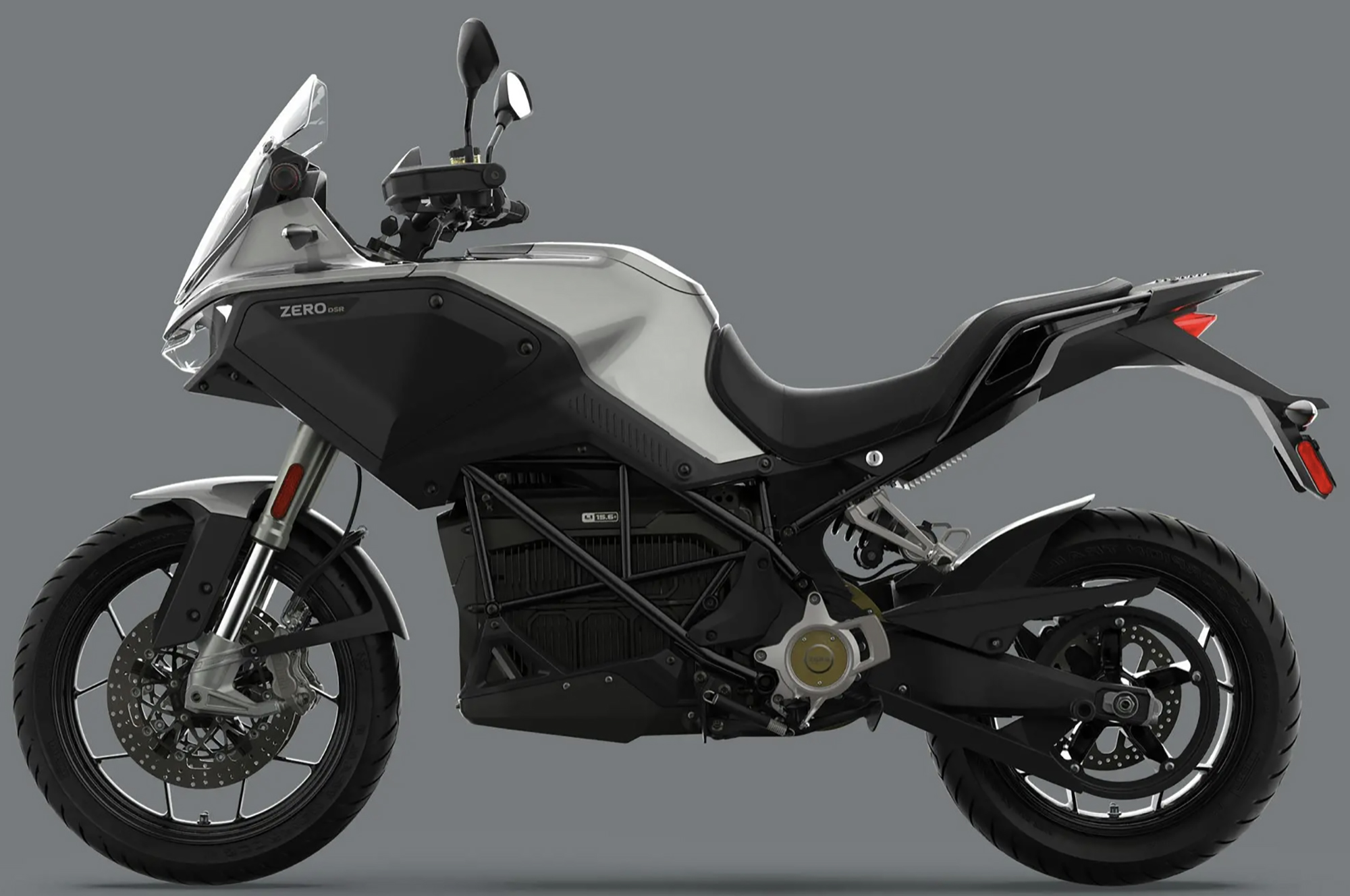 Et billede, der indeholder d�k, k�ret�j, hjul, Landk�ret�j

Automatisk genereret beskrivelse